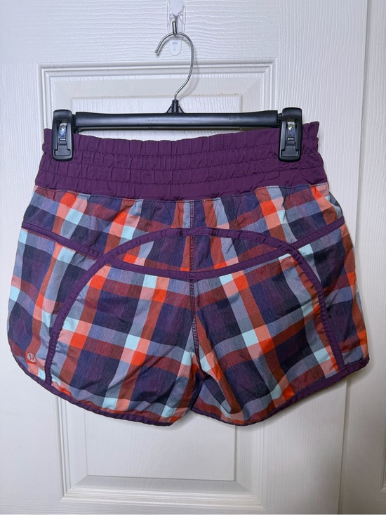 lululemon athletica Pants - Lululemon Tracker Short Heathered Berry Yum Check Purple Plaid Running Size 8